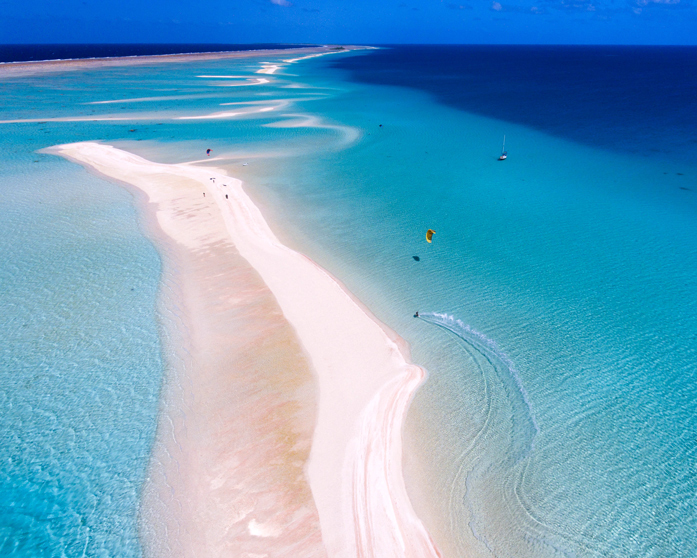 Kiteboarding in the Tuamotu Archipelago - Reo Stevens Coaching